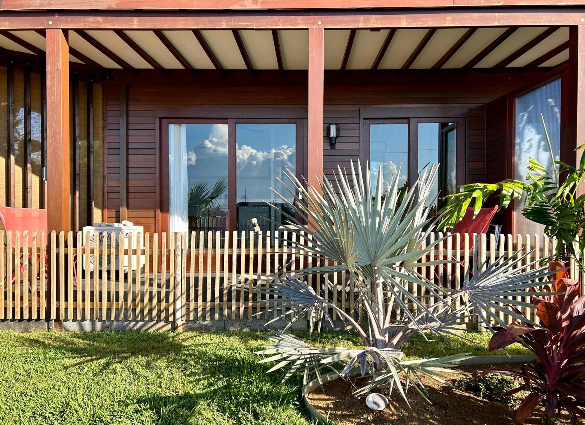 Ti Kaz C2C - Une Maison Balinaise Saint Pierre Exteriér fotografie